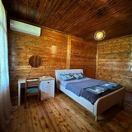 Kutaisi Airport Guesthouse Partskhanaqanevi Exteriör bild